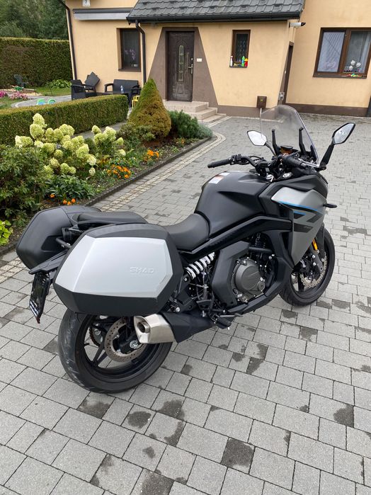 CfMoto 650 GT ..