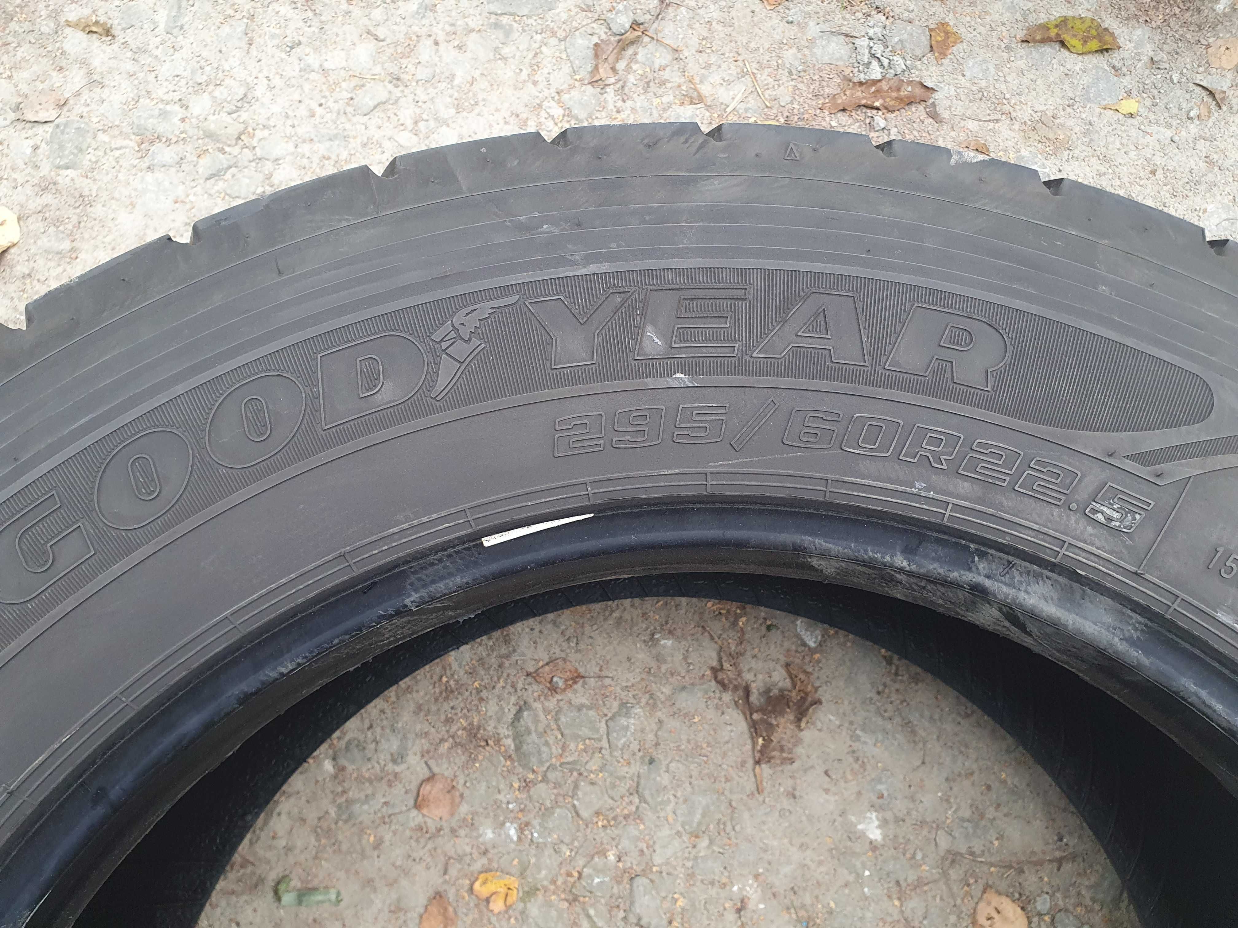 opony goodyear 4 szt. napędy 295/60 R 22,5