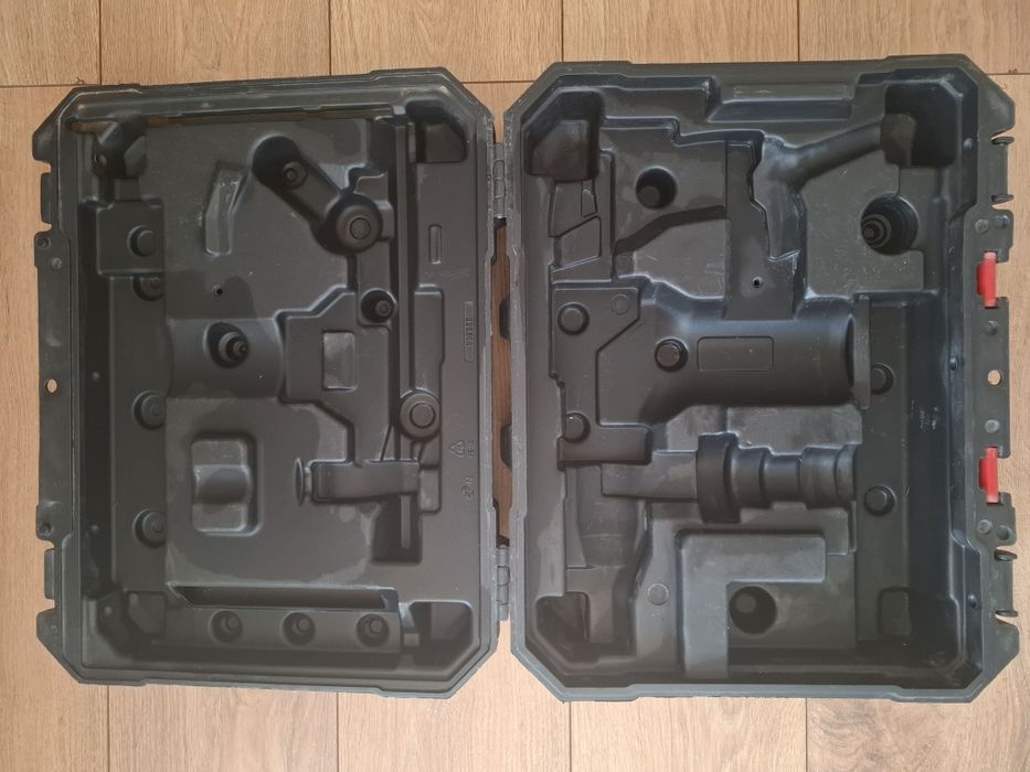 Młotowiertarka milwaukee