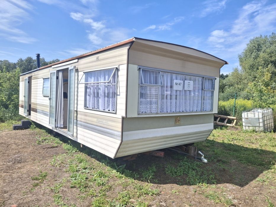 Sprzedam domek holenderski. Lewe drzwi.Posiadam transport