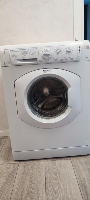 Пральна машина HOTPOINT ARISTON ARSL 105 б/в