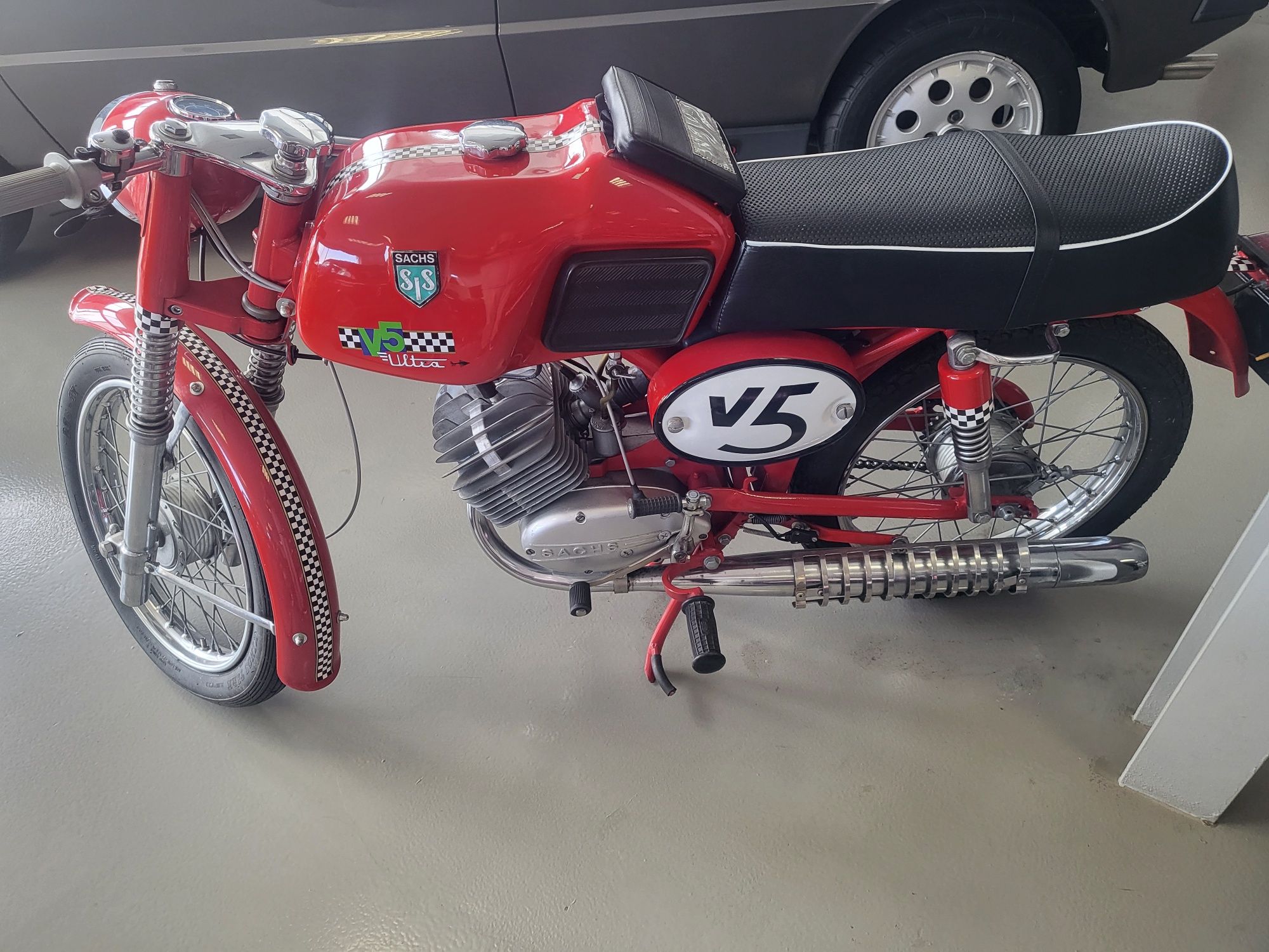 V5 SACHS Sport/ULTRA ,motorisada de colecção muito  rara em optimo est