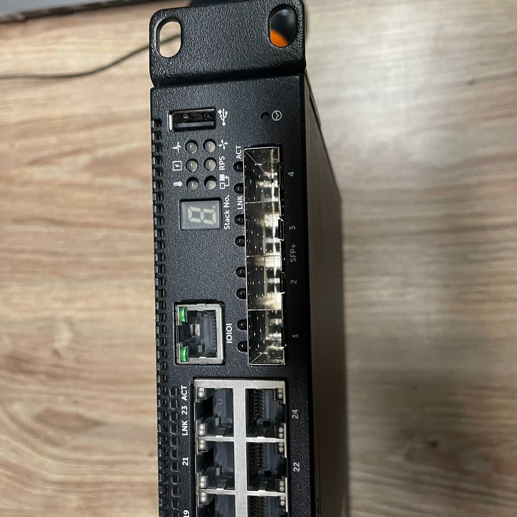 Switch Dell N1524 1U 19" Rackmount