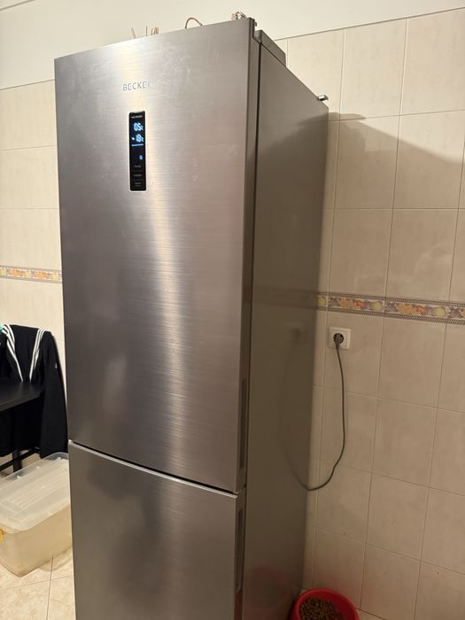 Frigorifico e maquina de lavar roupa