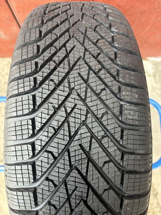 205/60/16 R16 Pirelli Cinturato2 зима 1 шт