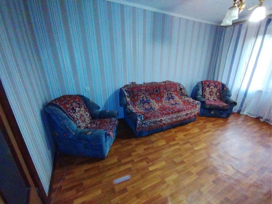 Продам 3х ком квартиру с большой кухней!