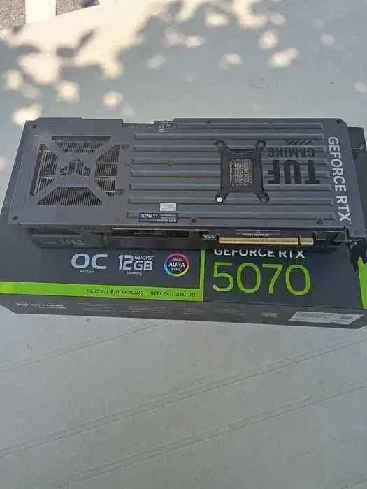 RTX 5070 12GB OC asus tuf