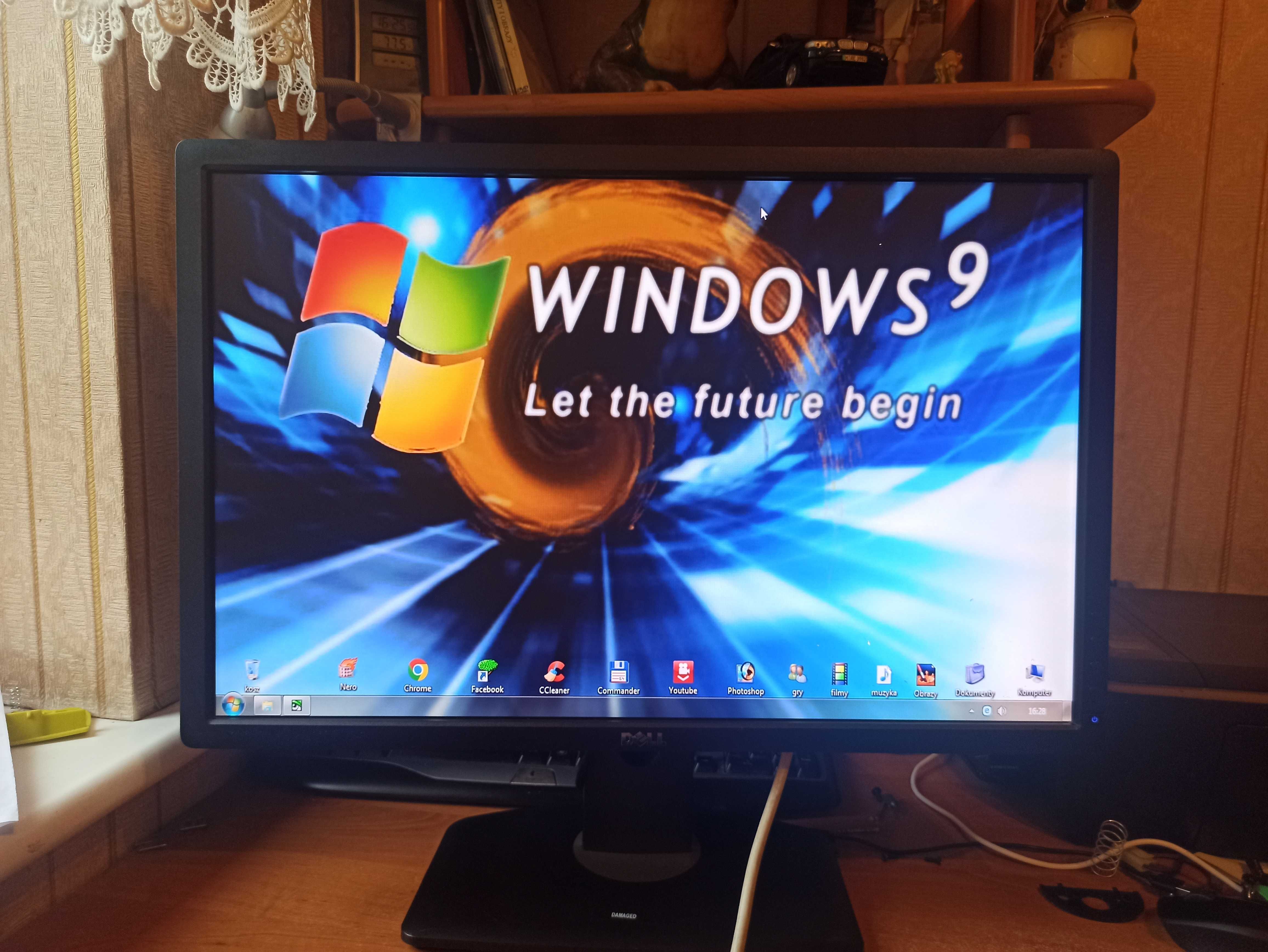 monitor DELL U2412Mb IPS LED 24' VGA DVI drobne obicia !