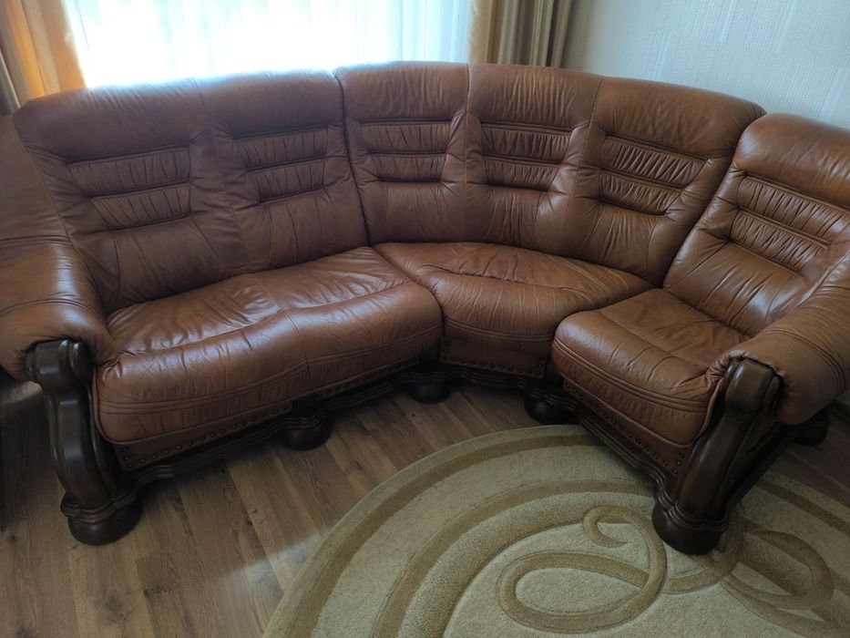 Шкіряний кутовий диван