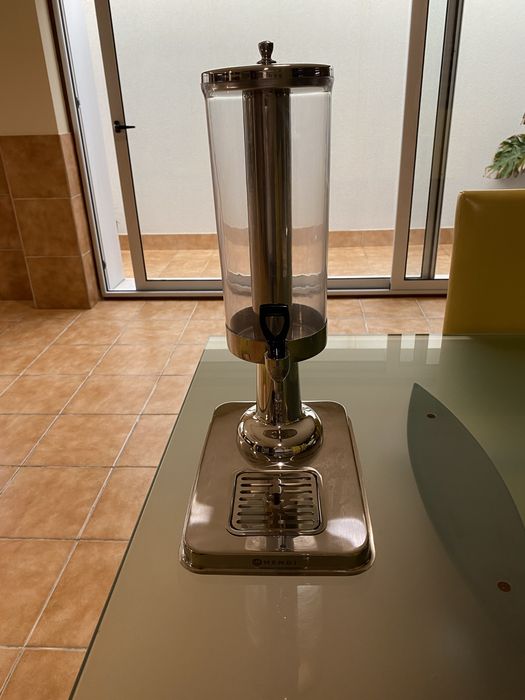 Dispensador de bebidas
