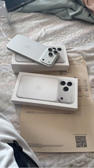 Iphone 17 pro Max lacrado