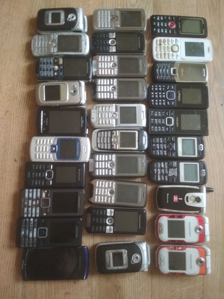 Телефон лот Samsung Nokia LG Nomi Siemens Motorola Fly Ericsson HTC