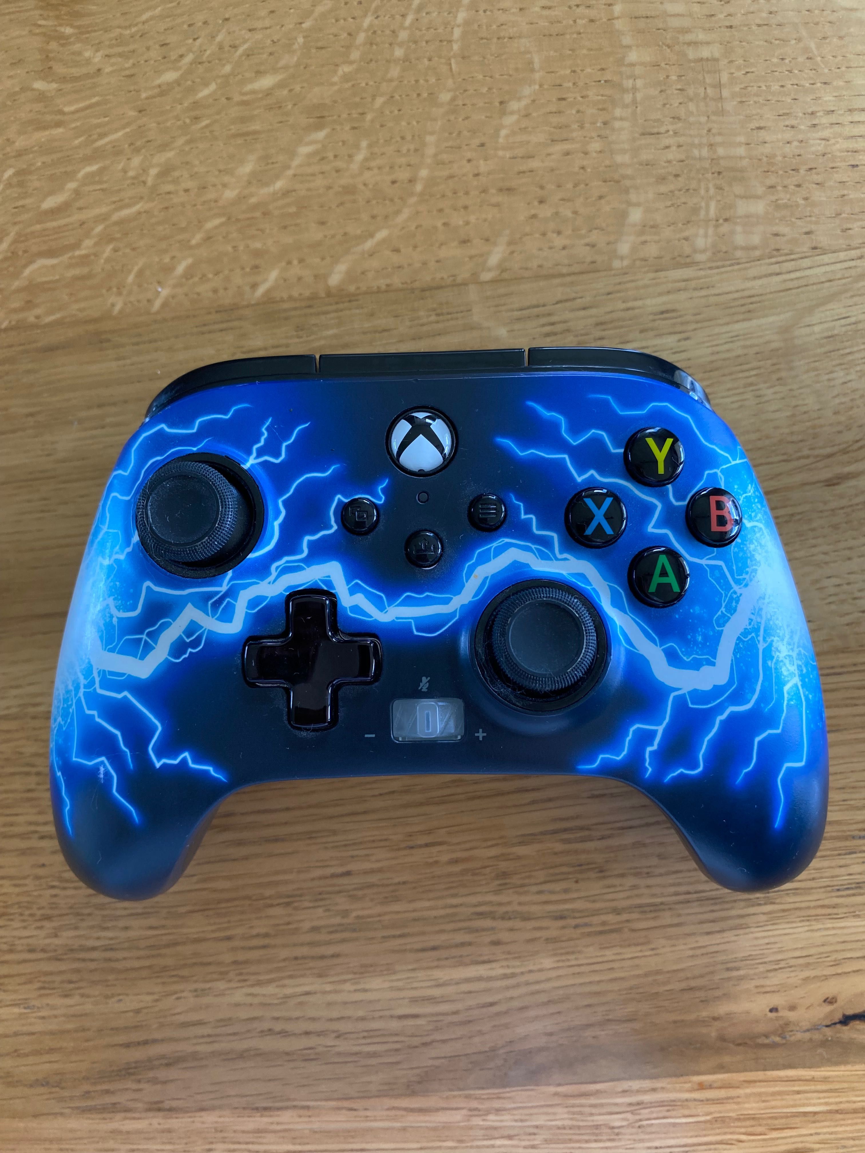 Sprzedam xbox series xs