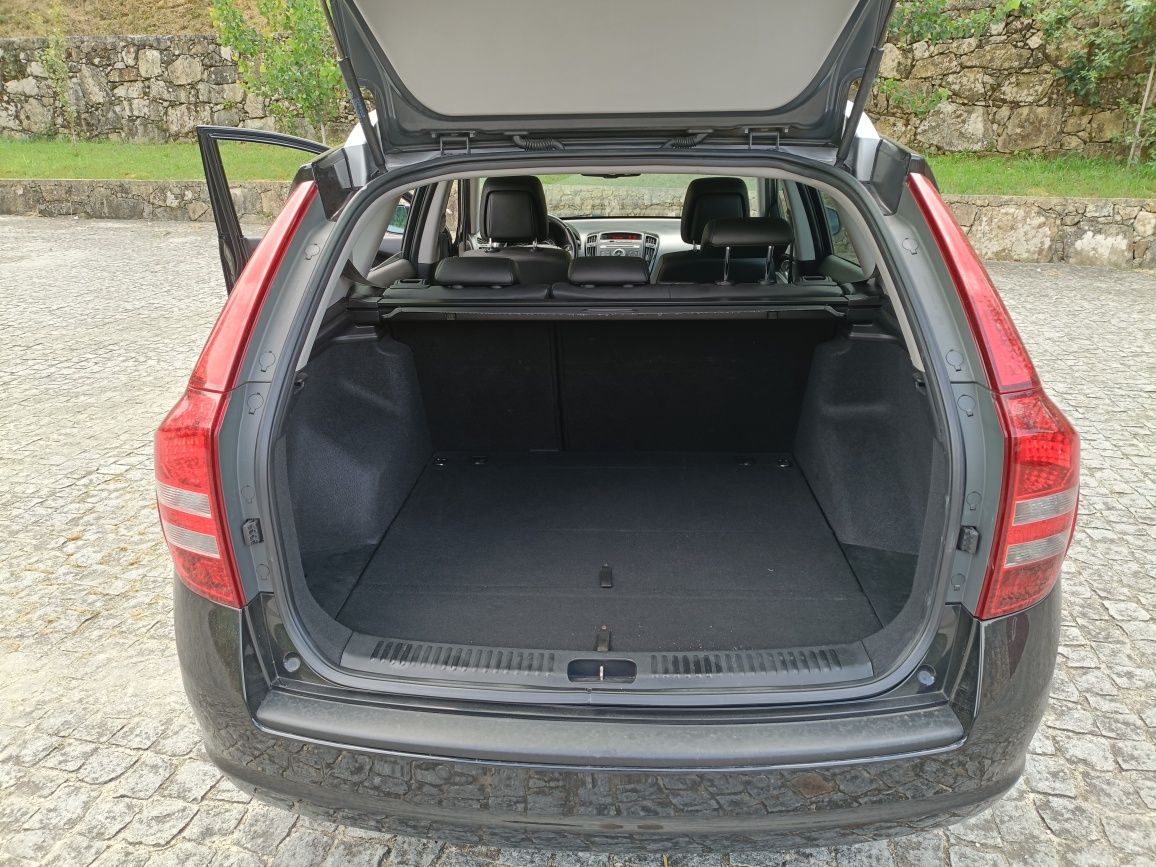 Kia Ceed SW 2010