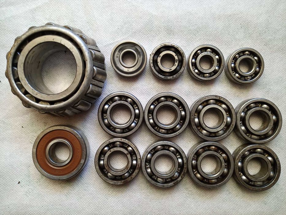 Подшипники - 201; 203 (б/у, смотрите все фото).