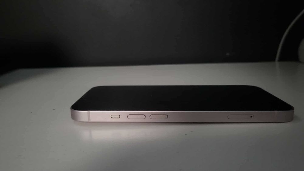 Iphona 13 doskonaly stan