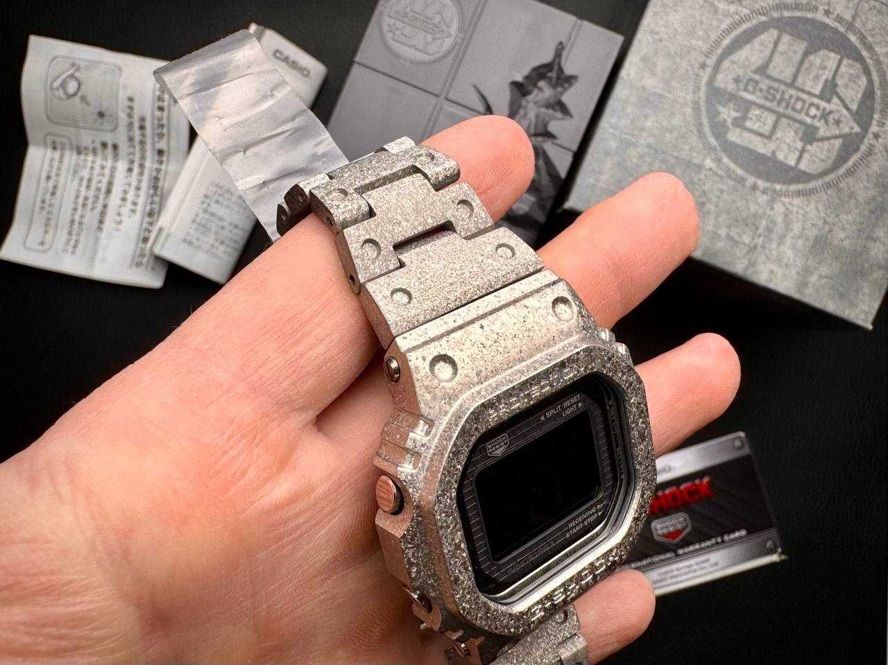 Casio G-Shock  40th Anniversary RECRYSTALLIZED GMW-B5000PS-1JR (JDM)