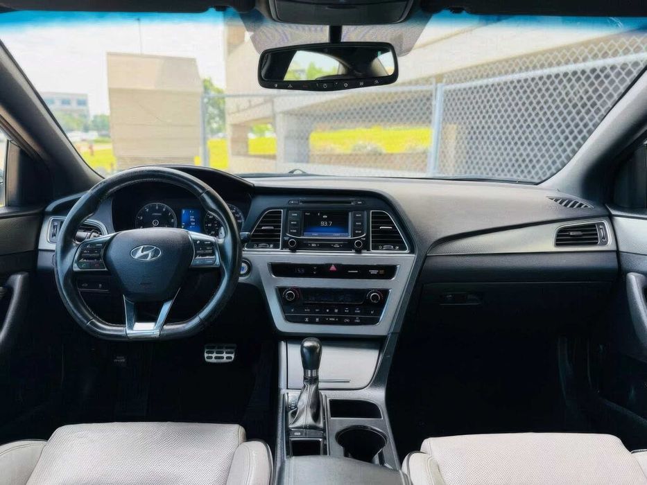 Hyundai Sonata Limited      2015