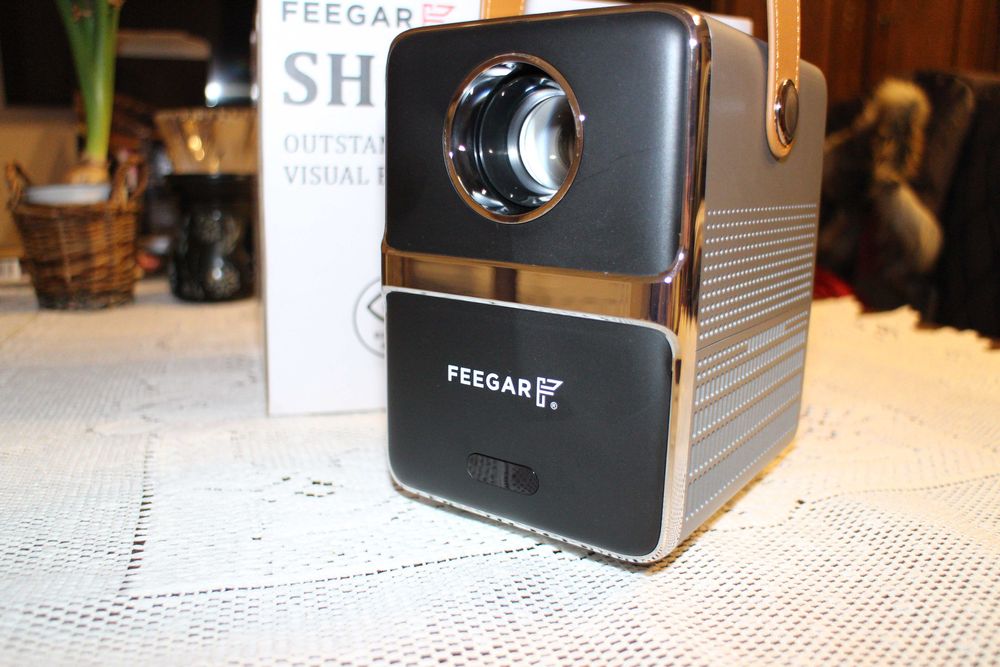 Rzutnik Mini Projektor TV LED Przenośny Full HD WiFi 5G Bluetooth NOWY