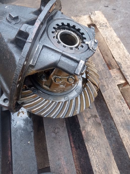 Продам редуктор 130