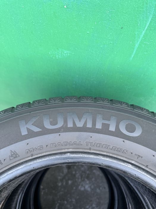 Шины 205/60R16 Kumho WI51