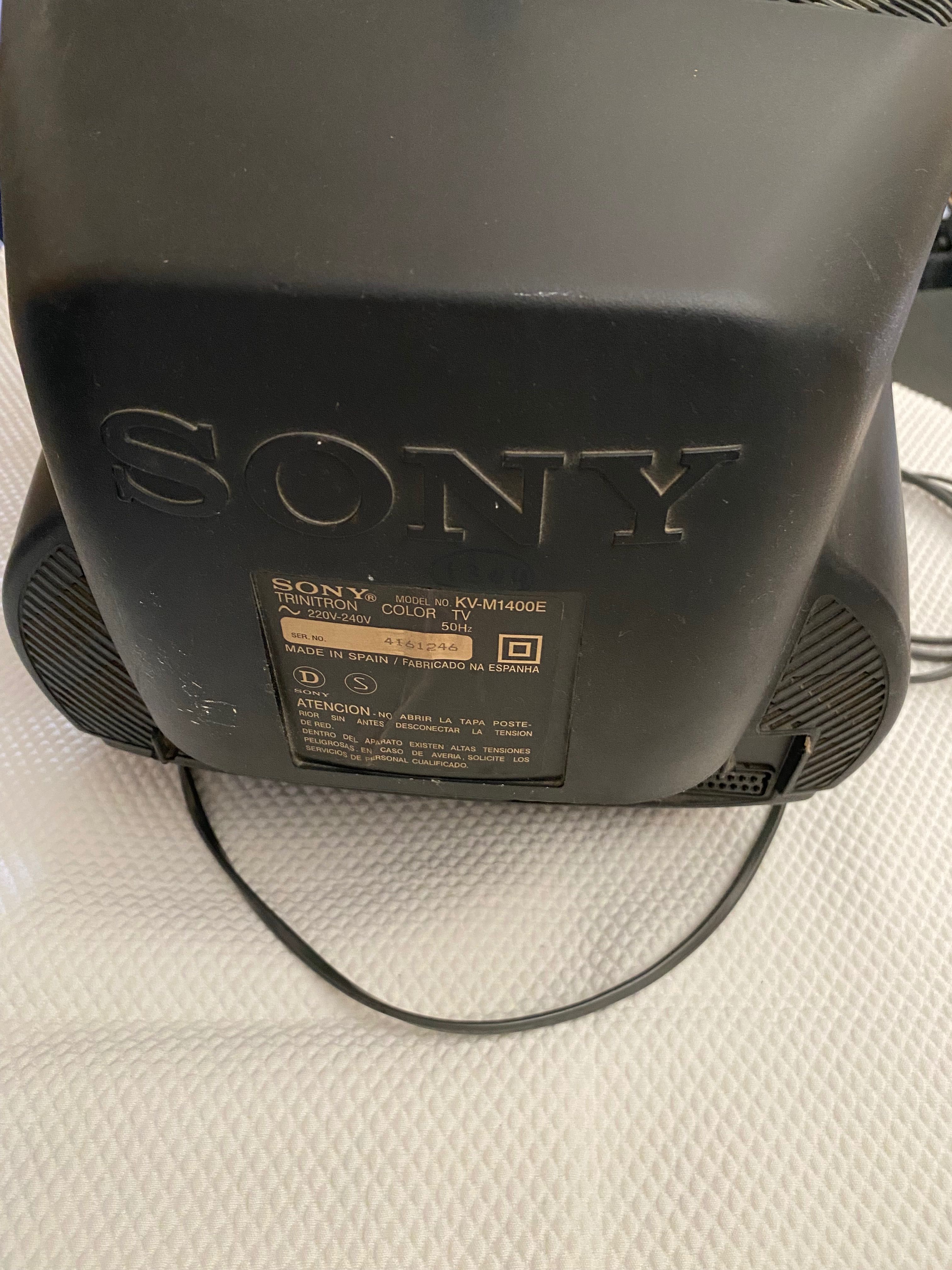 Televisão Vintage Sony Trinitron KV-M1400E