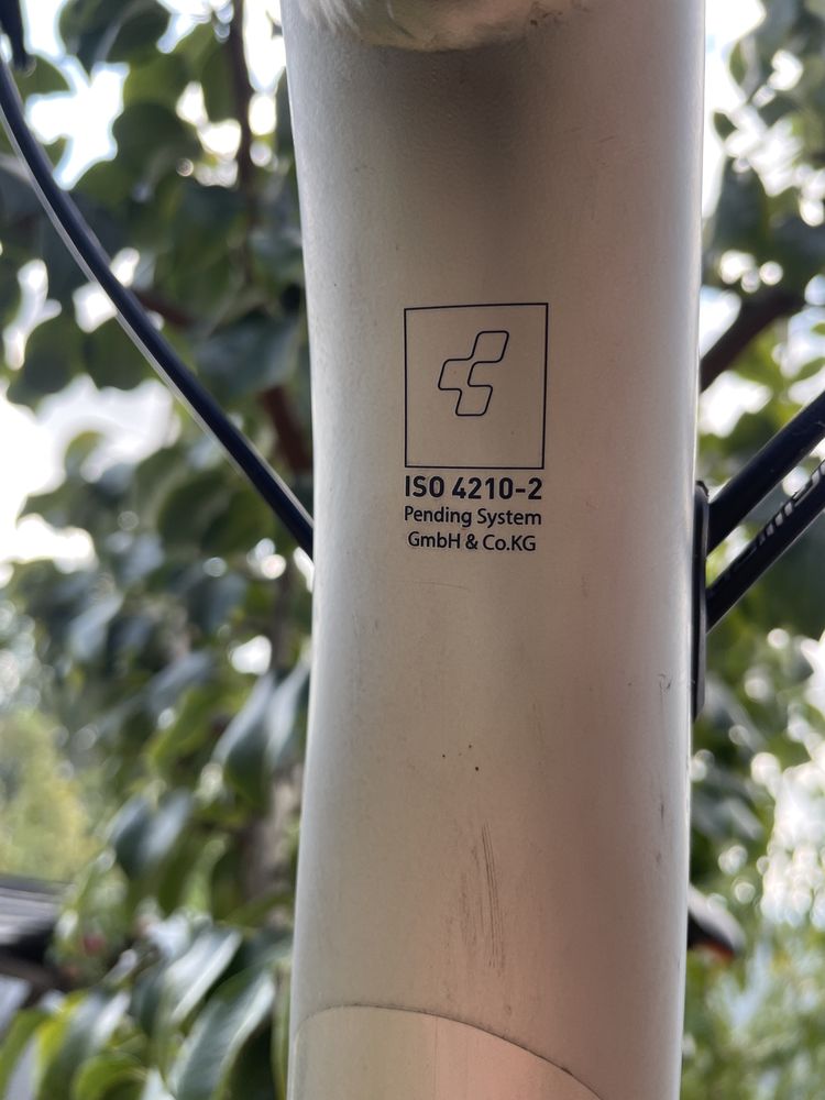 Продам велосипек Cube розмір рами XL колеса 29