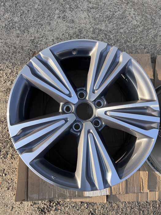 1 шт. Диск R18 Acura MDX 2012-2021 42700-TYR-A01