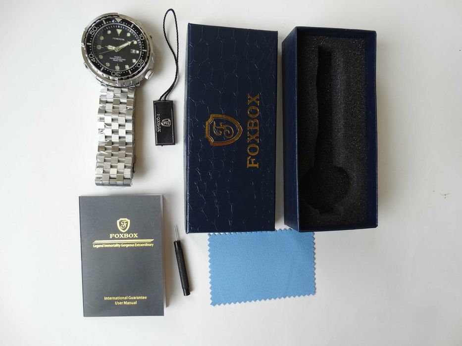 Duży sportowy zegarek męski wodoszczelny WR50 styl nurka tuńczyk luma