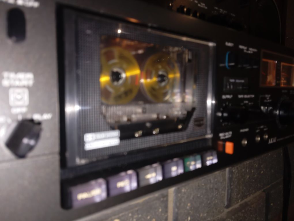 Кассетная дека Akai GXC 715 D