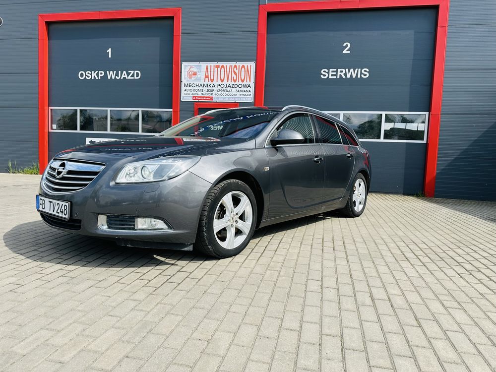 Opel isignia 2.0cdti 160km 2009r cosmo doinwestowana faktury