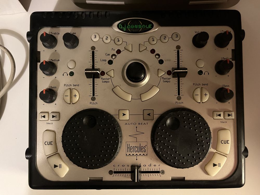 Hercules dj console
