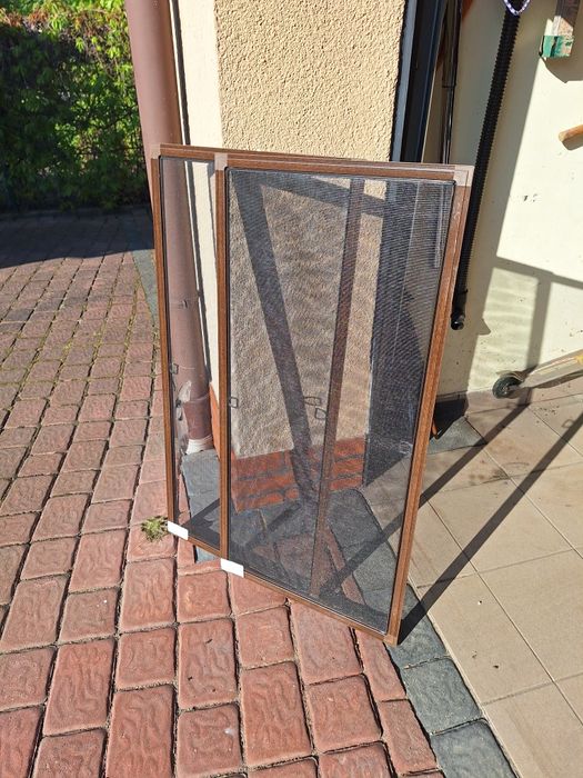 Moskitiery 2 szt.- 70 zł