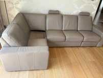 Sofa narożna KLER ze skóry o wym. 295x180cm, kolor beżowo-szary