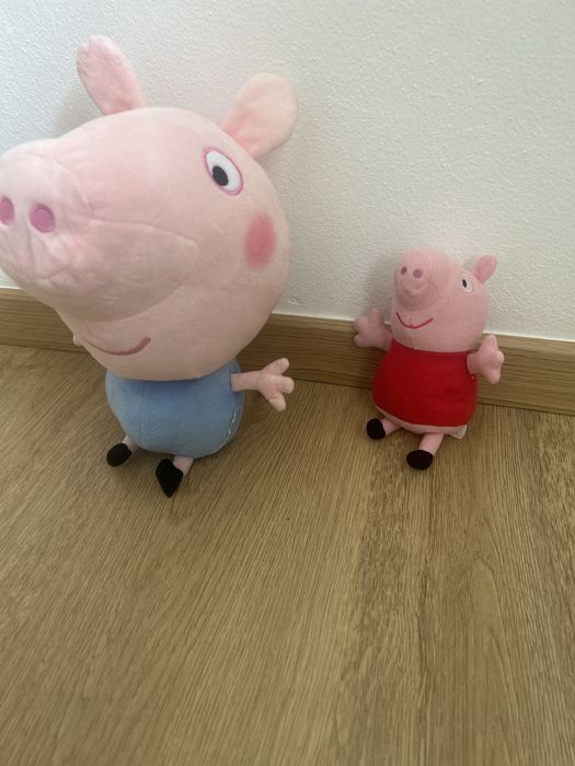 Продам игрушки свинки peppa