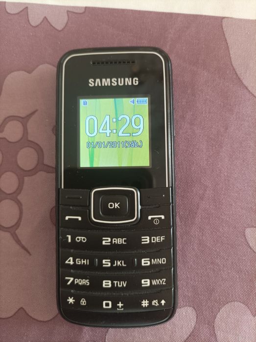 Telemóvel Samsung GT E1050