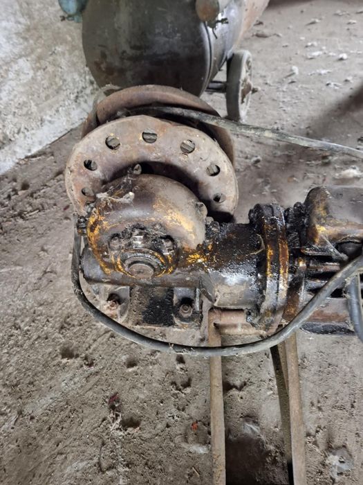 Wyciąg budowlany sprawny silnik 1.5kw