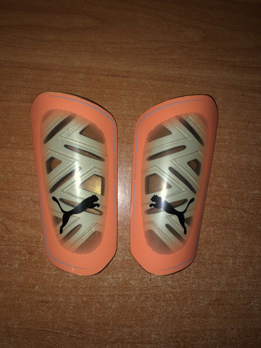 Щитки футбольні Puma