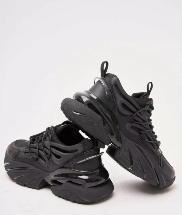 Кросівки жіночі Lonza розмір 36