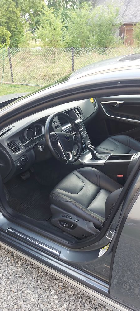 Volvo V60 Volvo V60 Cross Country 2.0 T5 245 KM 4x4 Automat Navi Skóra Faktura