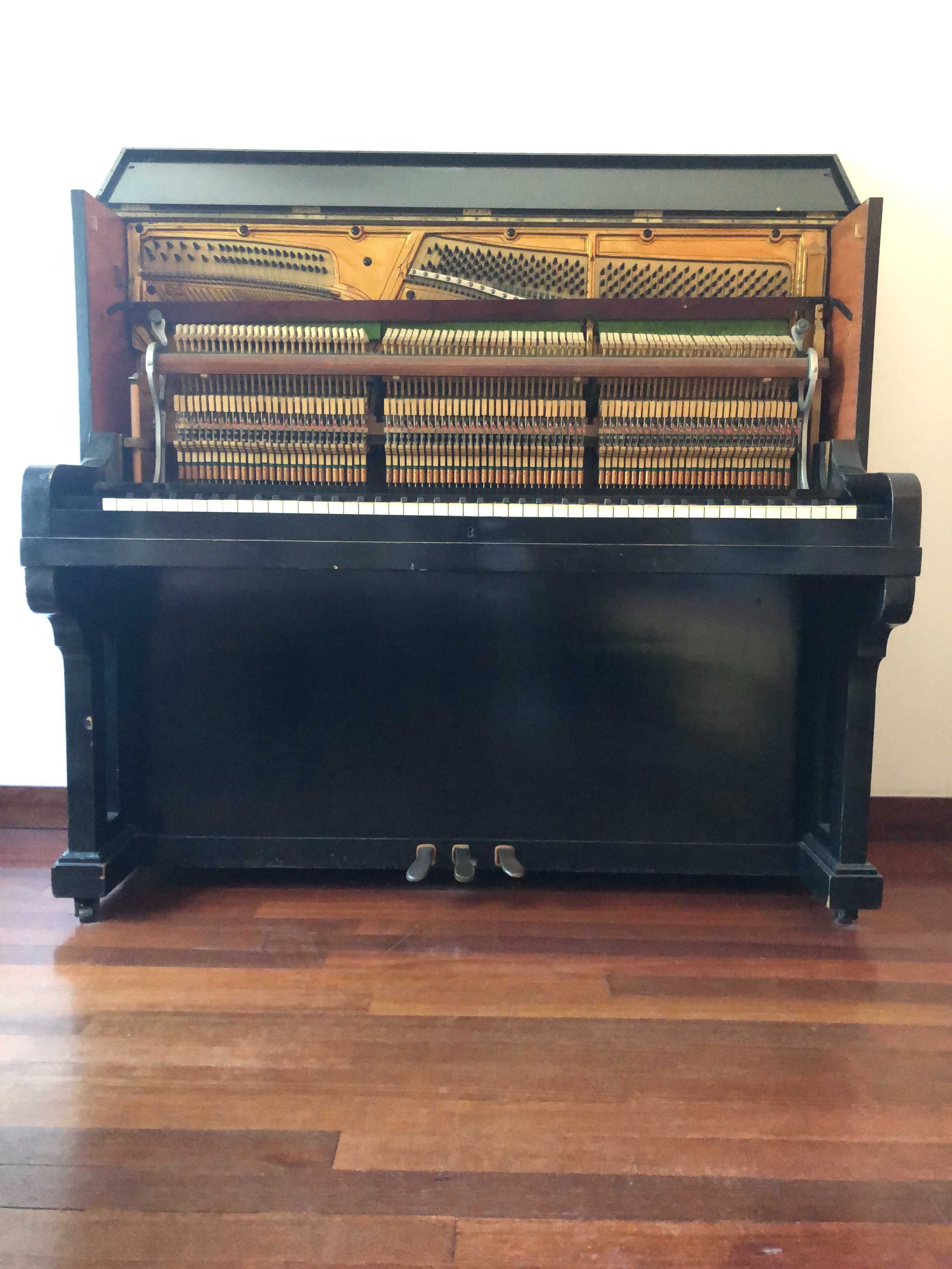 Piano Gustav Wagner
