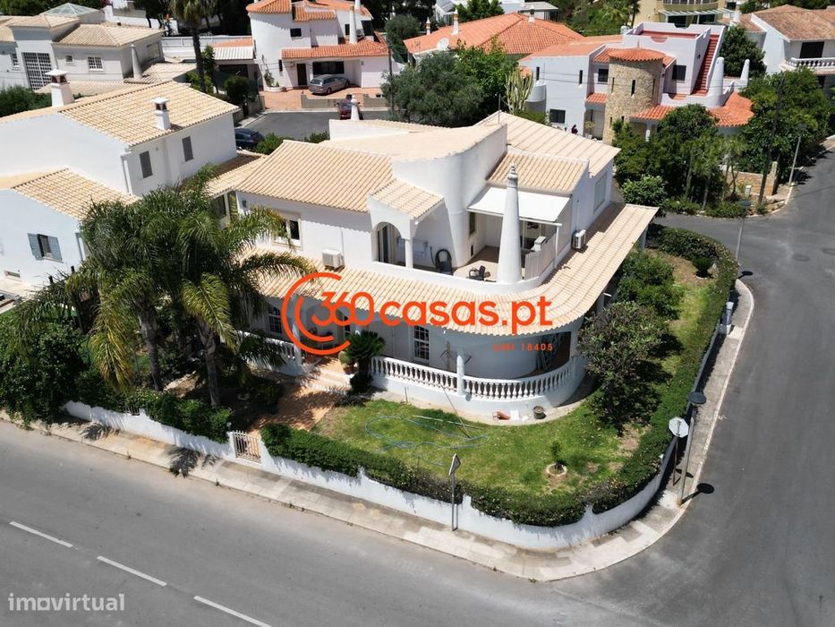 Moradia T5 nas Gambelas, Faro com cave