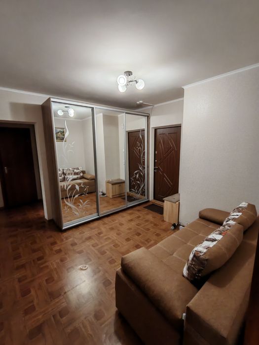 Оренда 2 кв ЖК The Lakes, Ясинуватський пров. 11, м. Деміївська