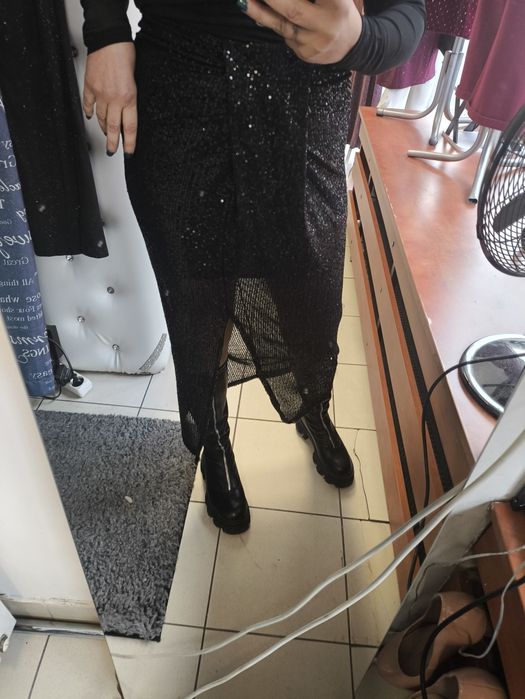 Piękny komplet spódnica cekiny i bluzka rozm S m  l