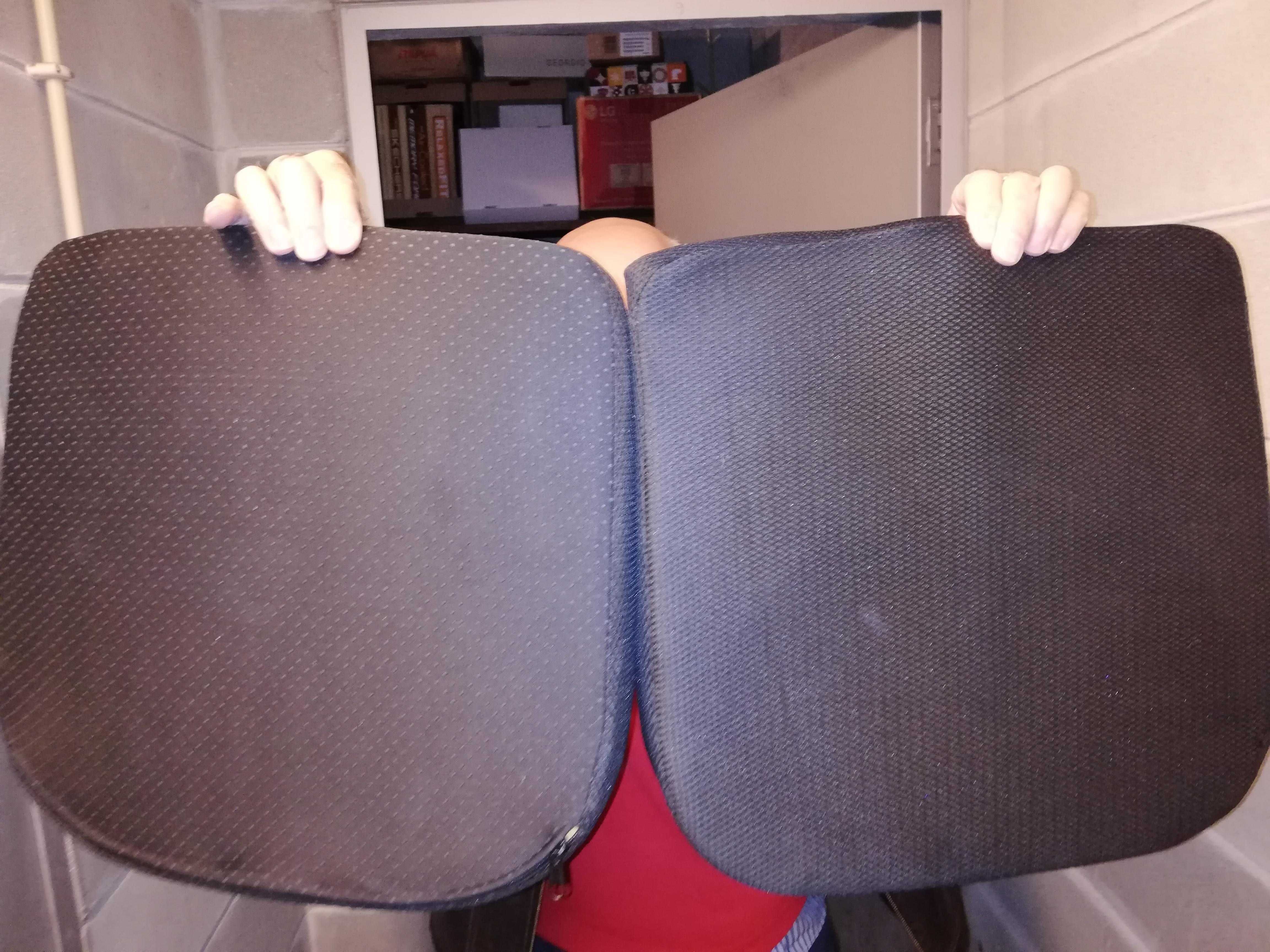 Duas almofadas de assentos