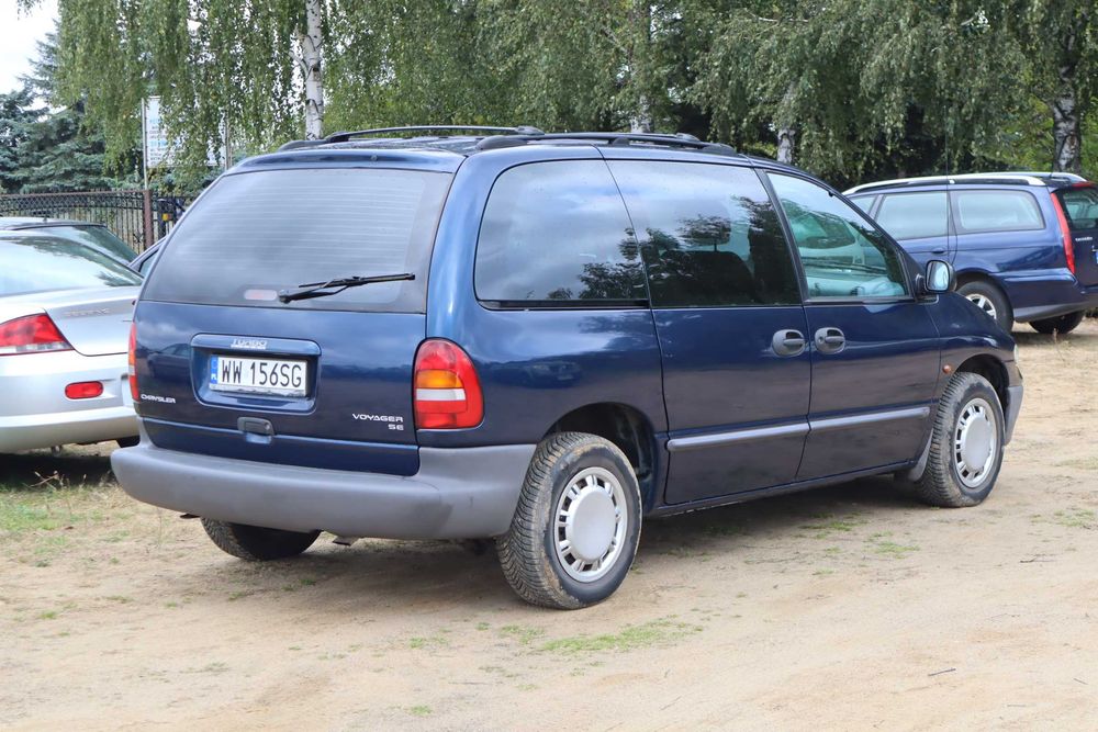 Chrysler Voyager 2000r. 2,5 Diesel 7 Osób