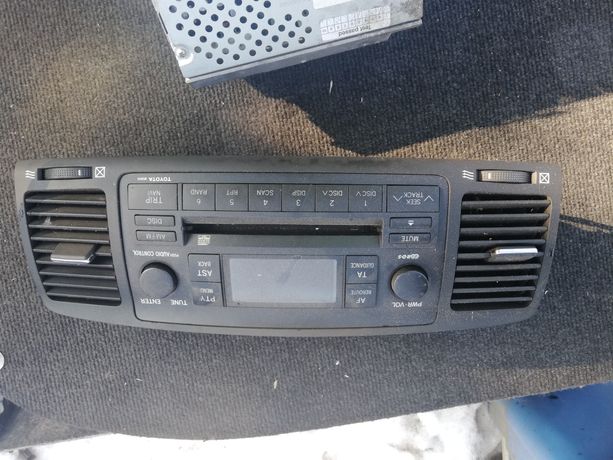 Radio Corolla e12 cd okazja całość z kratka oraz panelem