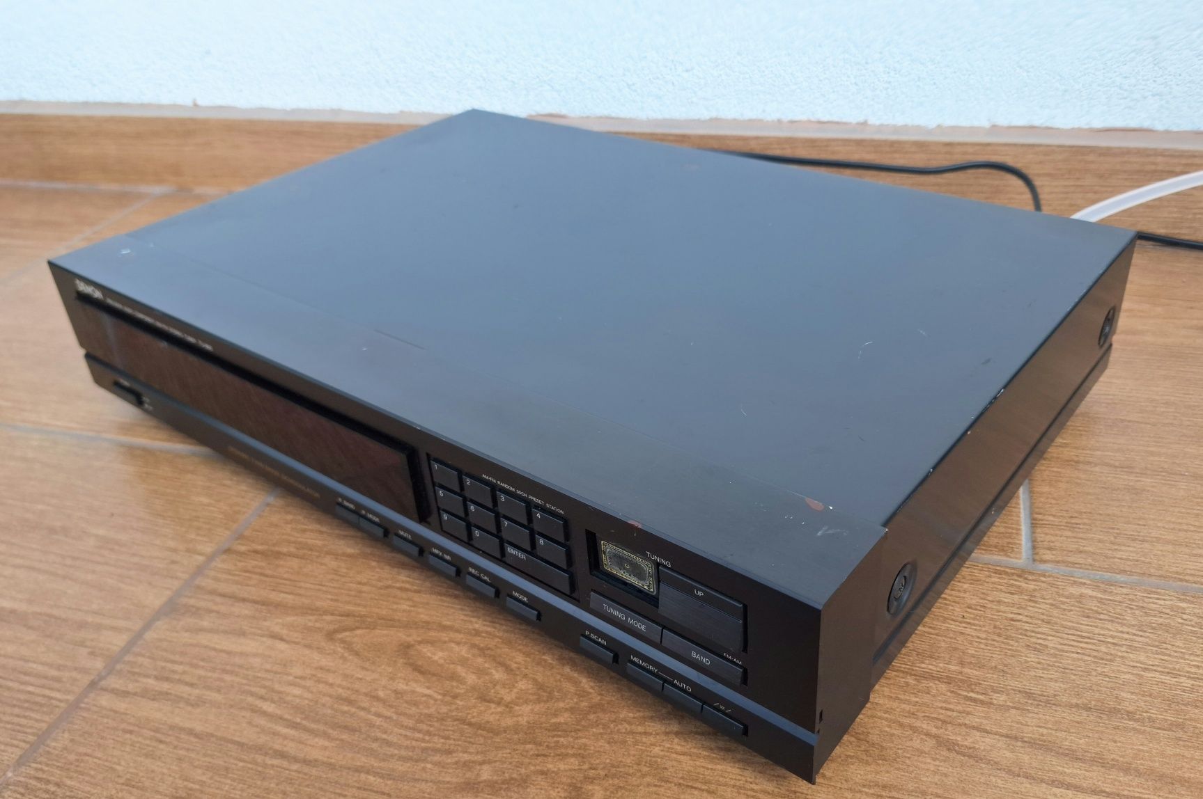 Tuner radiowy denon TU-800
