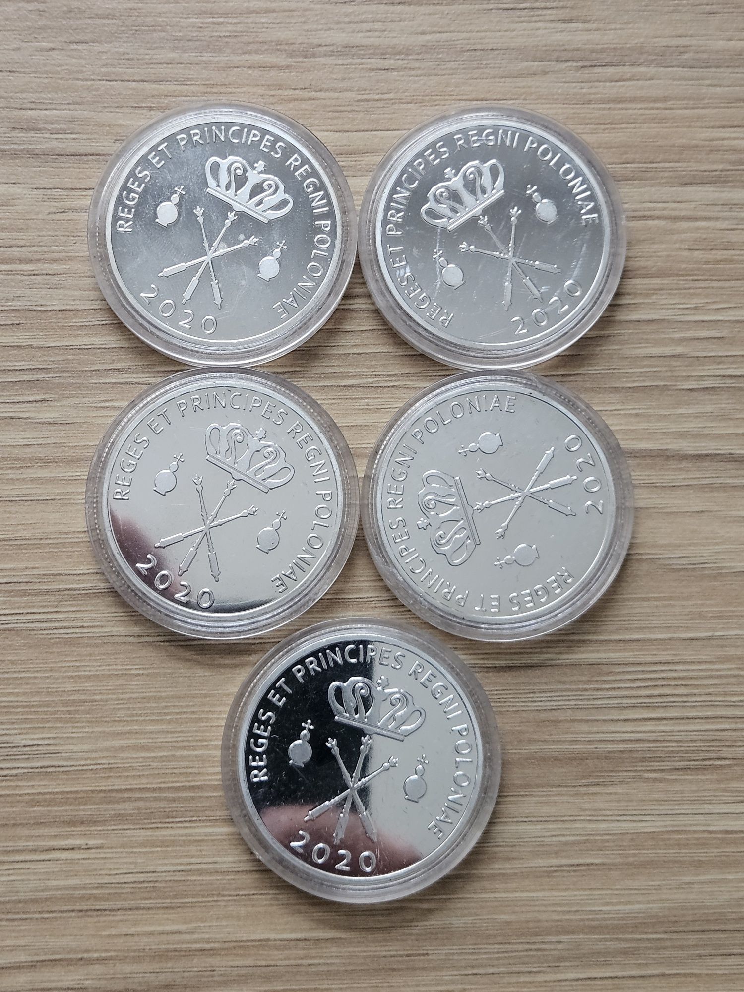 Zesataw medali, poczet królów