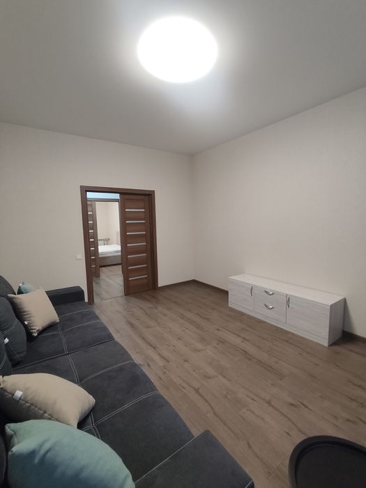 Світло не вимикають! Сдам 3х кім. квартиру у центрі міста ,Сталеварів